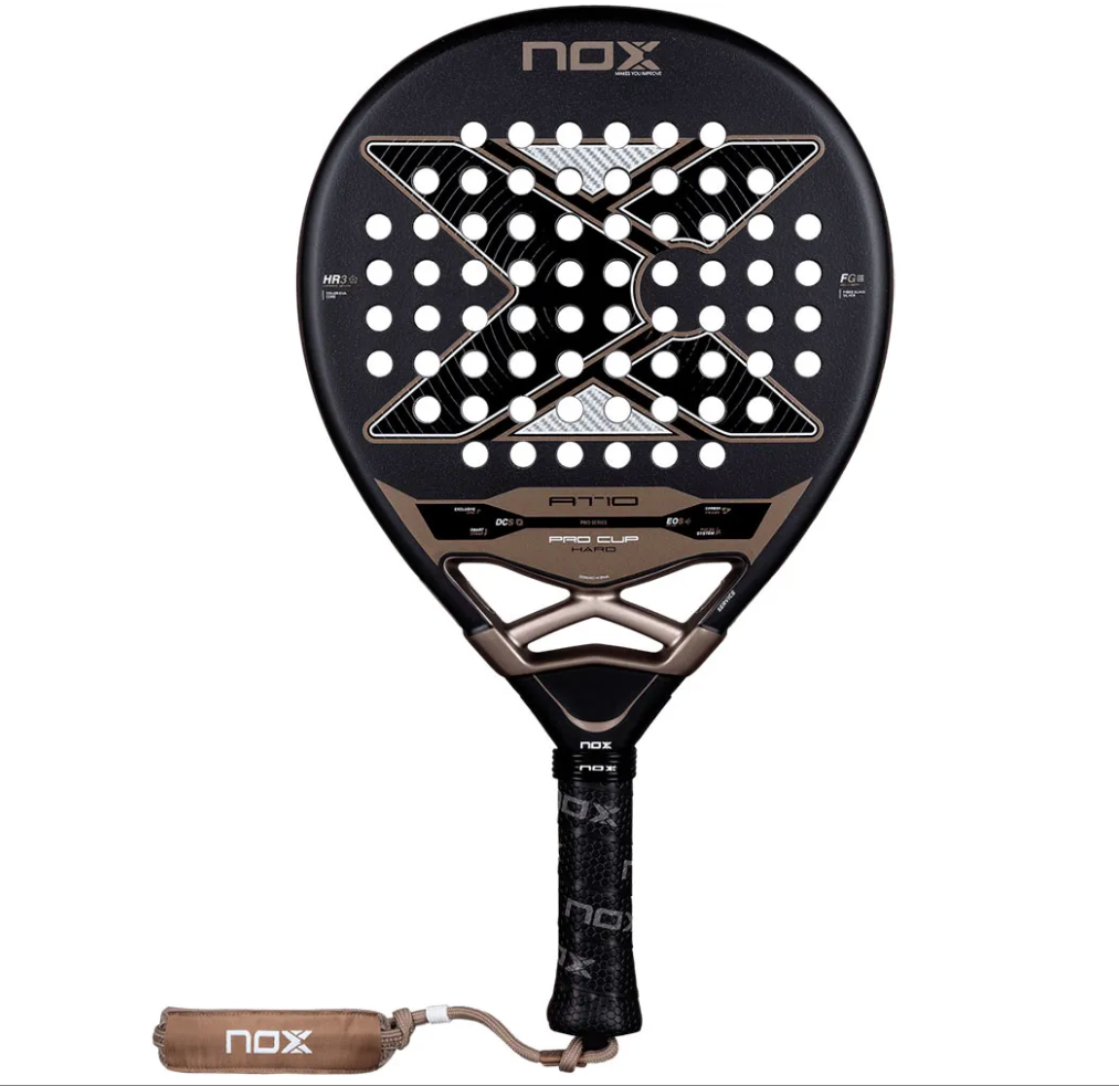 Nox At10 pro cup hard by agustín tapia padel racket